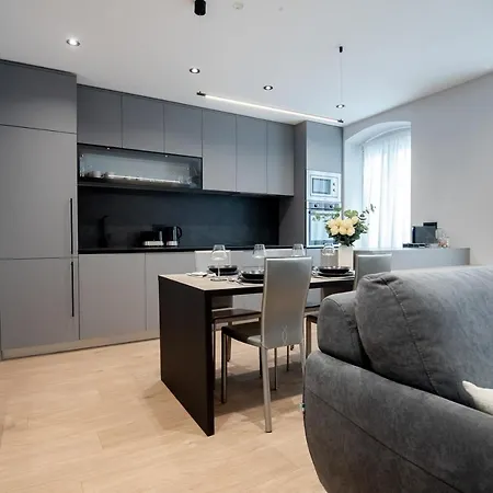 One&only Luxury Apartment